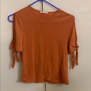 Zara half sleeves orange tie knot crop top